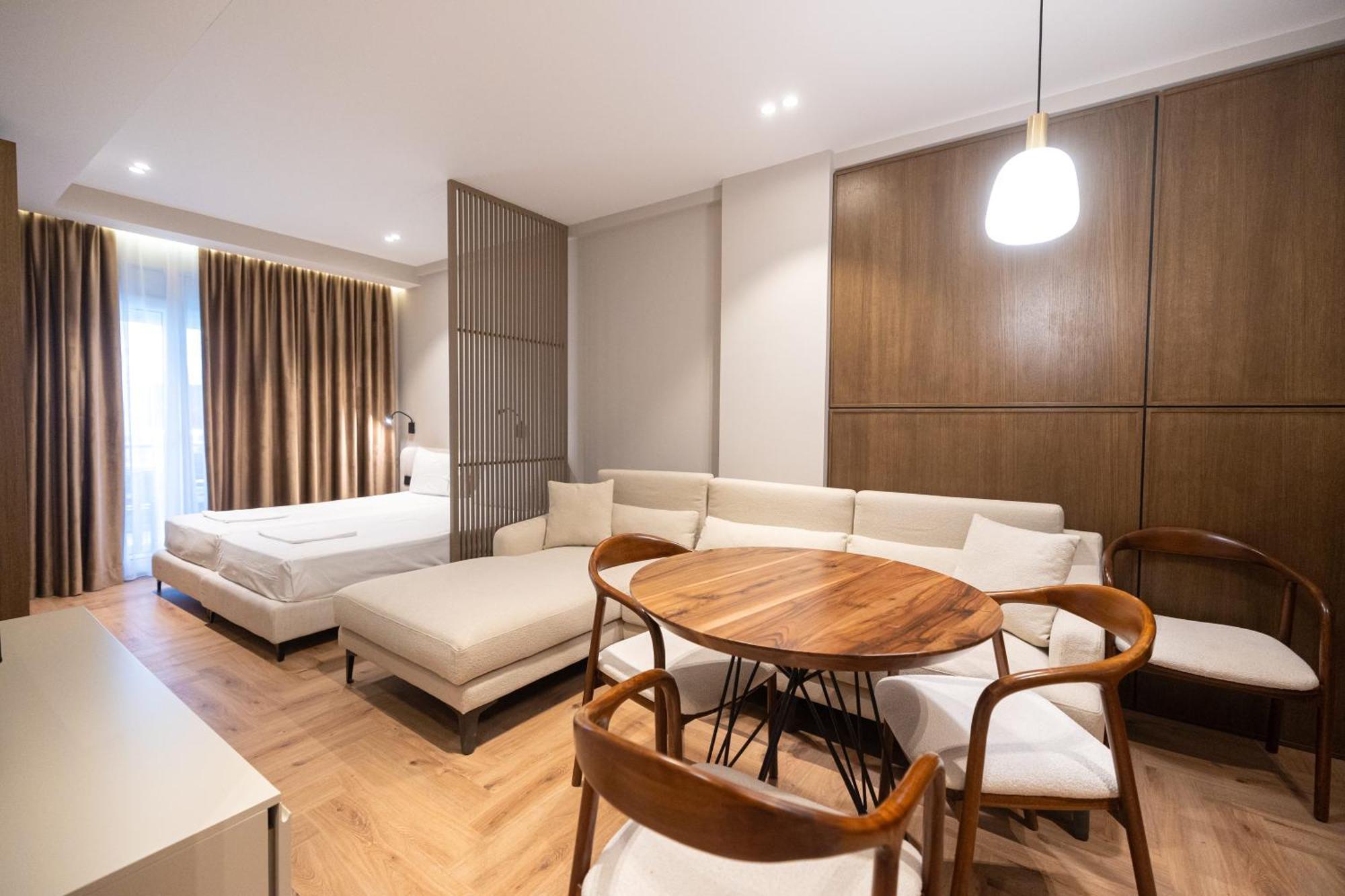 Diora'S Hotel And Apartments Vlorë Chambre photo