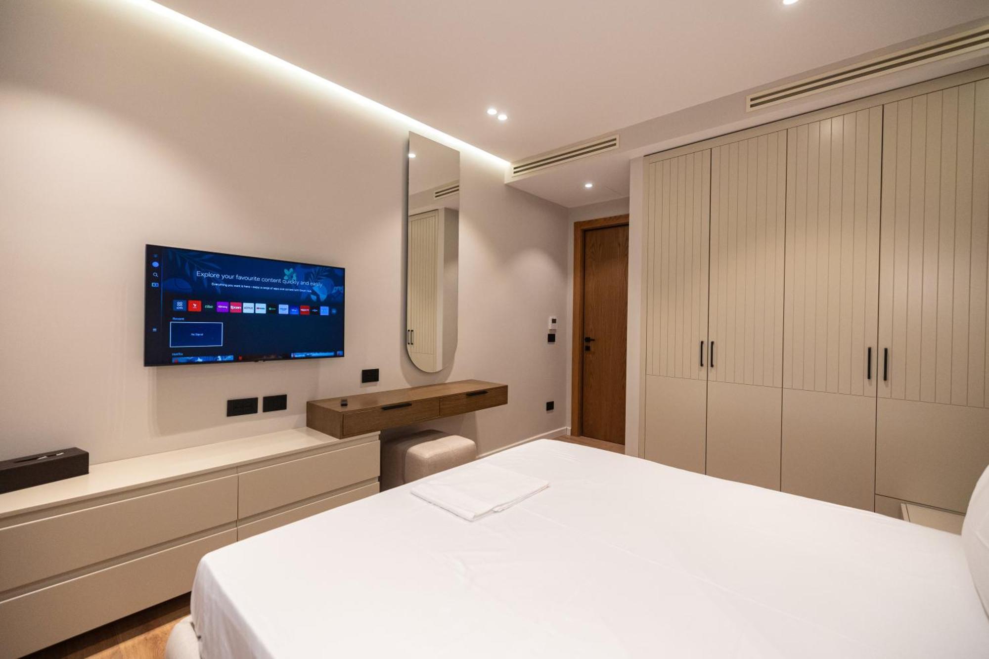Diora'S Hotel And Apartments Vlorë Extérieur photo